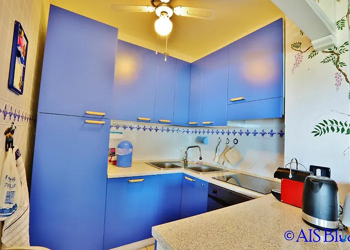 Apartment A/c, Sea View, 400 From The Punta Molara