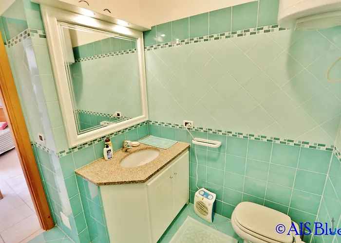 Appartement A/c, Sea View, 400 From The *